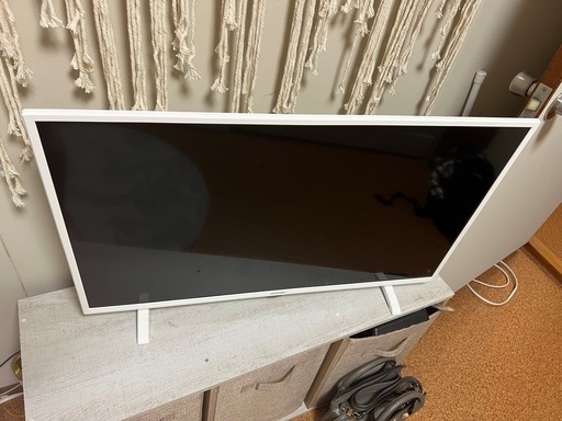 アイリスオーヤマ 液晶 32Ｖ型 LT-32E320B ホワイト  液晶TV 液晶TV デジタル ハイビジョン 地デジ BS CS ネット機能 本体