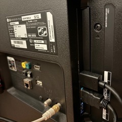 65インチLG液晶テレビ　and テレビスタンド(wall）の画像