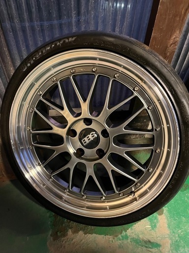 BBS風？19インチ