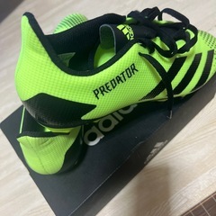 サッカースパイク新品