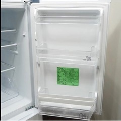 冷蔵庫(配達無料お届け設置出来ます💫都内近郊🚚】✨2020年新品購入品✨除菌クリーニング済品✨他にも冷蔵庫.洗濯機.電子レンジ.オーブン電子レンジ.炊飯器.テーブル&椅子.机&チェアー.ベット&マットレス.ドレッサーなど多種多様な美品が有ります✨お気軽にお問い合わせ下さい💫の画像