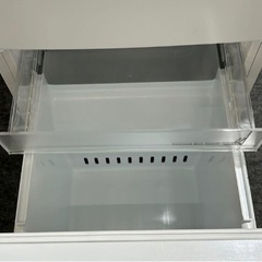 冷蔵庫(配達無料お届け設置出来ます💫都内近郊🚚】✨2020年新品購入品✨除菌クリーニング済品✨他にも冷蔵庫.洗濯機.電子レンジ.オーブン電子レンジ.炊飯器.テーブル&椅子.机&チェアー.ベット&マットレス.ドレッサーなど多種多様な美品が有ります✨お気軽にお問い合わせ下さい💫の画像