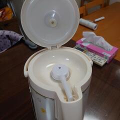 保温ポットの画像