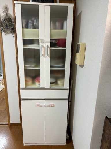 食器棚