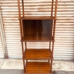 木製アンティーク飾り棚