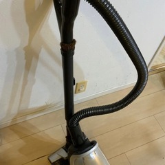 三菱紙パック掃除機