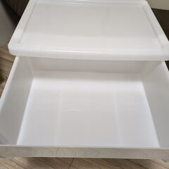 衣装ケース　500円　ワンコインの画像