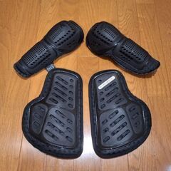 コミネ　プロテクター　胸　肘　バイク