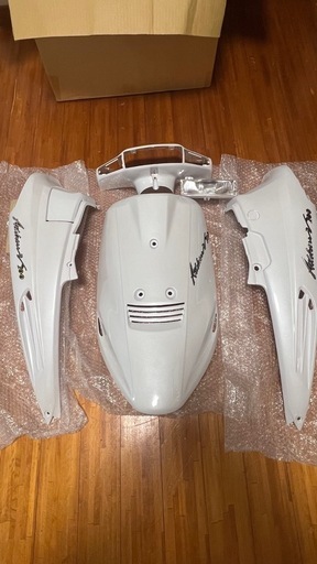 アドレスV100  CE13A新品外装