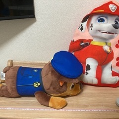 パウパトロール　ぬいぐるみとクッション