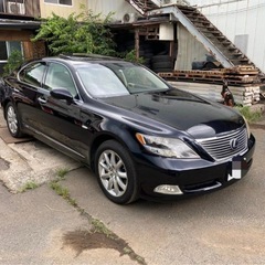 LEXUS LS600h Iパッケージ　ハイブリッド4WD