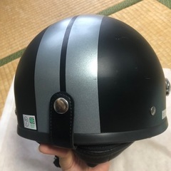ヘルメット　美品　小傷ありの画像