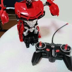 ラジコンカー　ロボットに変身