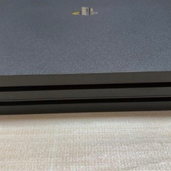 【売却済】PlayStation4 Pro 1TBの画像