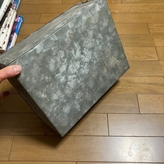 ブリキ製海苔缶の画像