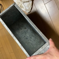 ブリキ製海苔缶の画像