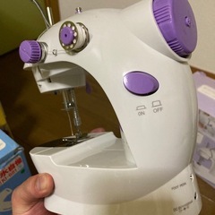 《譲渡完了》小さなミシンの画像