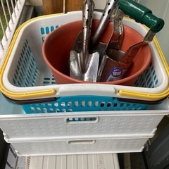  譲渡完了しました/無料/園芸セット 使用感有ります