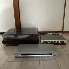 昭和レトロLo-Dレコードプレーヤー/ONKYOラジオチューナー...