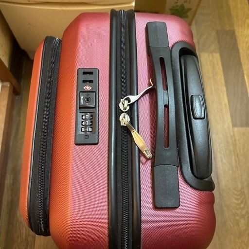 キャリーケース