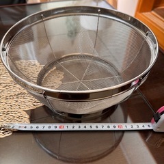 ステンレス製ザル