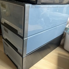 衣装ケースの画像