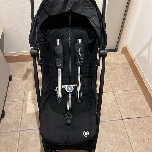 最終値下げ‼️サイベックスラベル　ブラック　ベビーカー