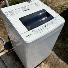値下げHisense　ハイセンス　全自動洗濯機　HW-E4502　4.5kg　2019年製の画像