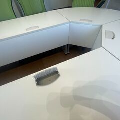 【今日限定！お譲りいたします！】コーナーテーブル＆ユニットテーブルの画像