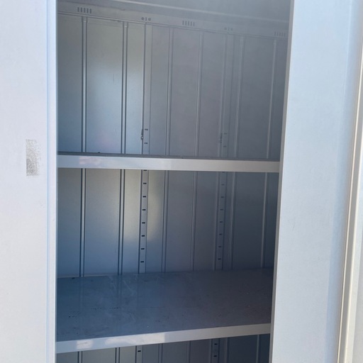 お話中　物置　中古品