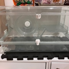 ハムスターのケージ