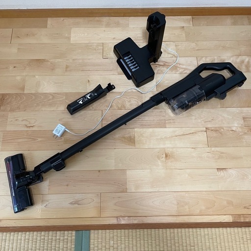 【2022年製】美品充電式スティッククリーナー