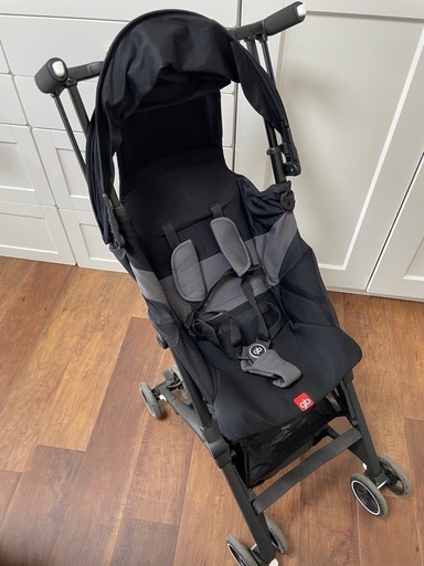 【取引中】軽量　折りたたみ式ベビーカー　ポキットgb