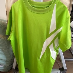 Reabok 子ども　Tシャツ