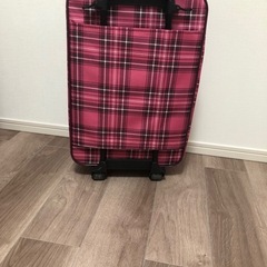 キャリーケース s ピンク　チェックの画像