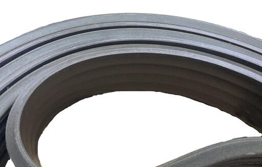 【未使用】バンドー　BANDO  パワースクラム　5V型　4-5V-3350 (４本掛）　結合形Vベルト