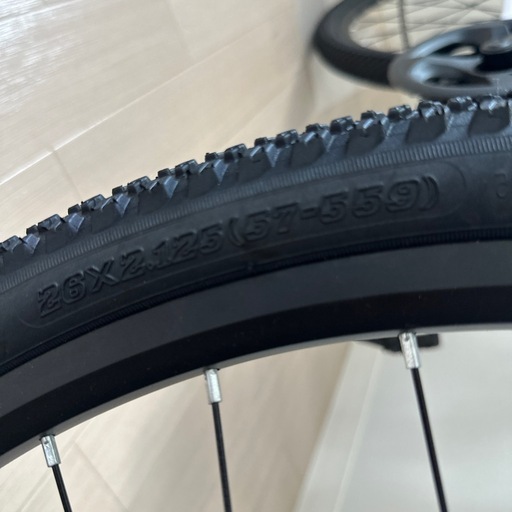 【新品未使用】クロスバイク 26インチ (イオンバイクにて組立済) 