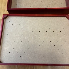 昆虫標本ケース（3つ➕割れがある1つ）の画像