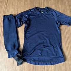 アンダーシャツ130とアンダーソックス
