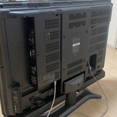 37型AQUOSの画像