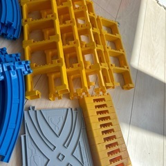 プラレール線路などの画像