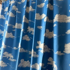 空模様のカーテン
