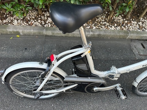 東京23区配達無料　新基準　折りたたみ　Panasonic パナソニック　ビビ 8.9Ah電動自転車☆中古☆パナ 5538 東京23区配達無料新基準折りたたみPanasonic パナソニックビビ 8.9Ah