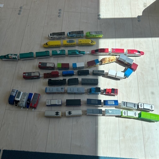 プラレールの電車