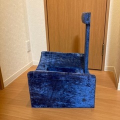 コントラバススタンドの画像