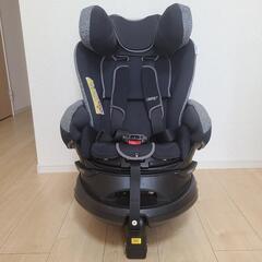 【決まりました】【アップリカ】Fladeaglowチャイルドシート
