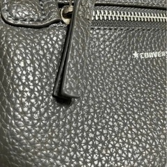 【美品】CONVERSE コンバース　ショルダーバック　グレー　PUレザーの画像