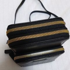 ショルダーバッグの画像