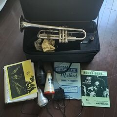 トランペット　BACH TR300 セットの画像