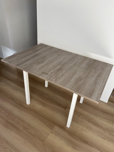 リビングハウス　ダイニングテーブル